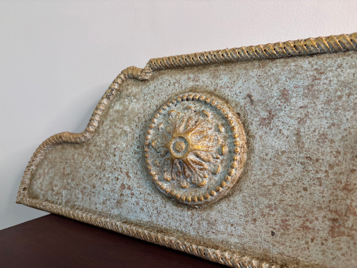 Gustavian Blue decorative accent in Patina Toscana with gold trims