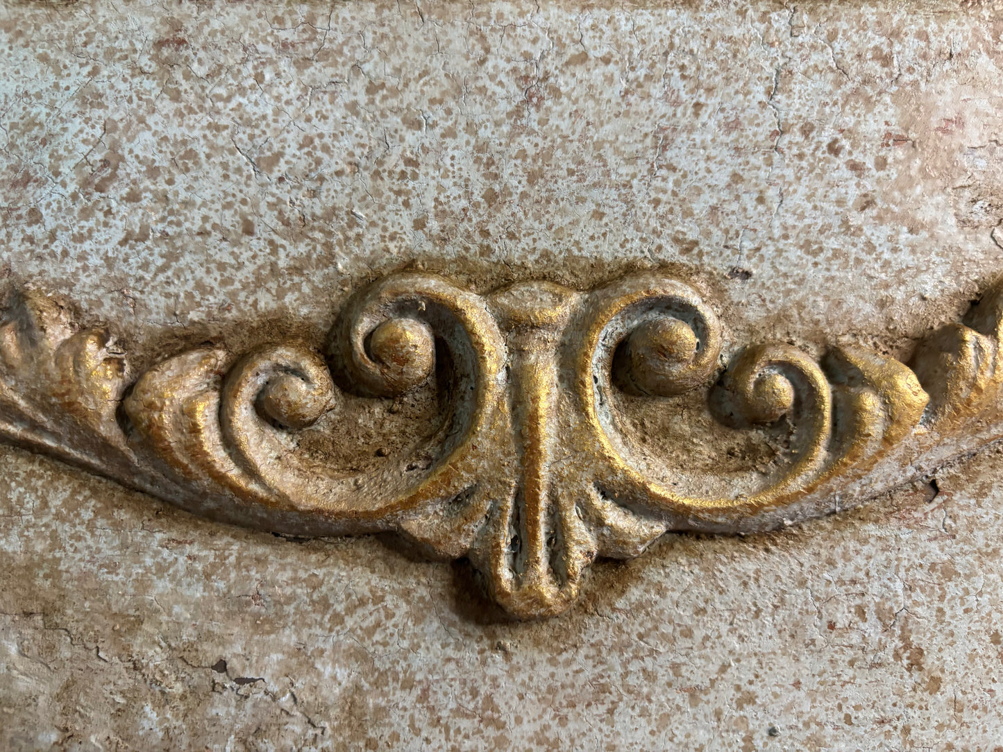 Gustavian Blue decorative accent in Patina Toscana with gold trims