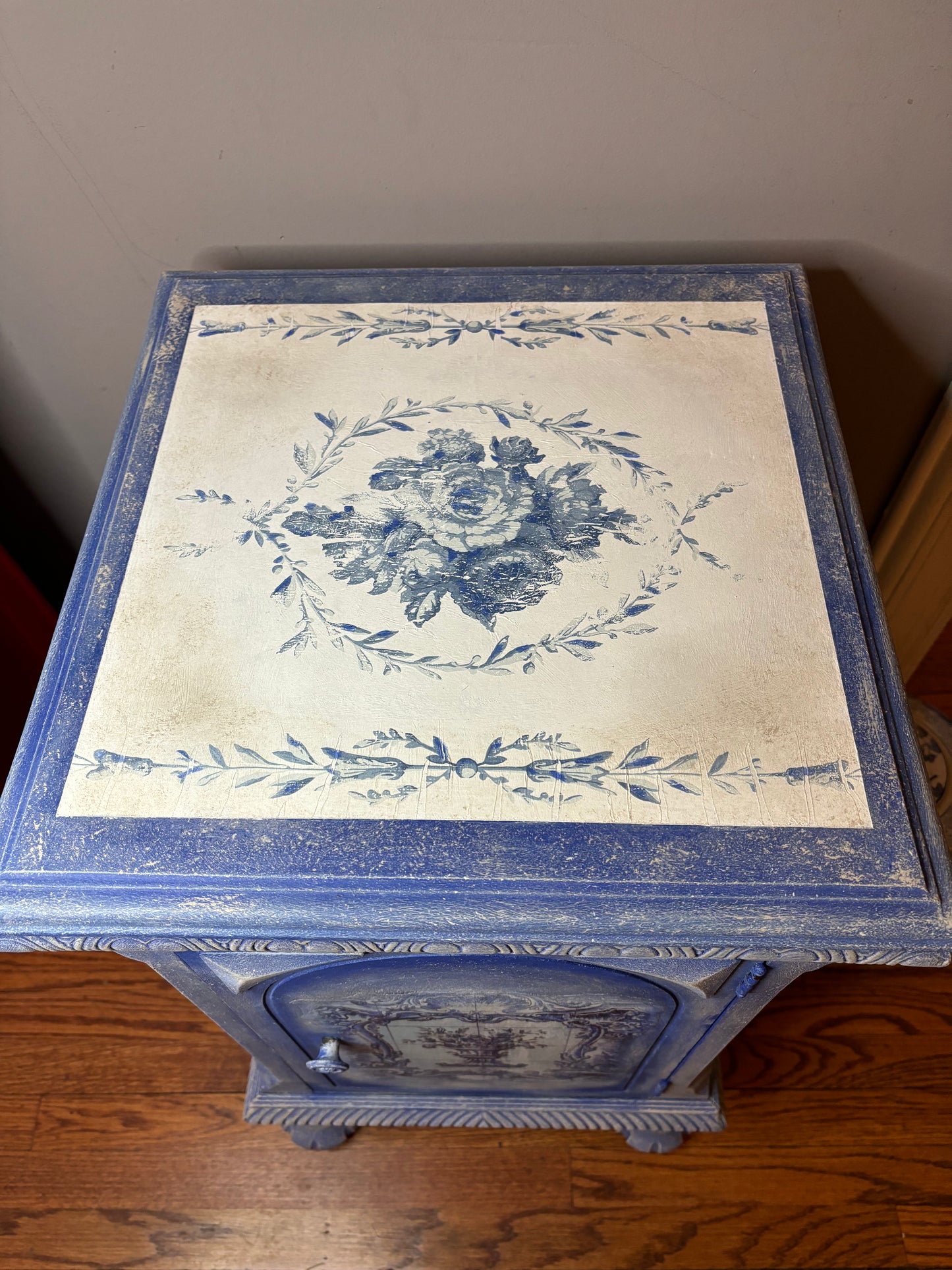 Small Nightstand - Cobalt Blue -  Azulejos Decoupage - thirties style top
