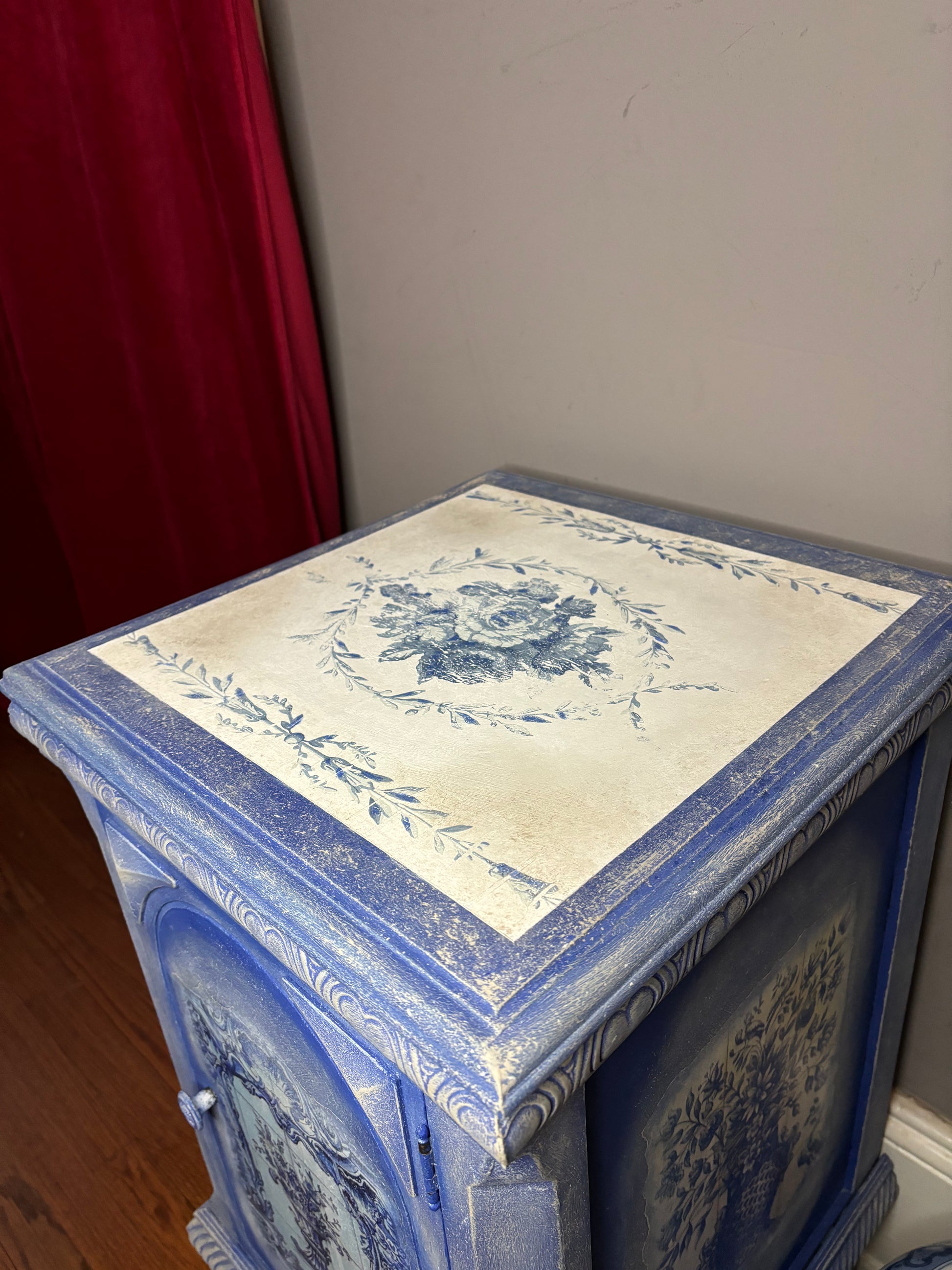 Small Nightstand - Cobalt Blue -  Azulejos Decoupage - thirties style top from right corner