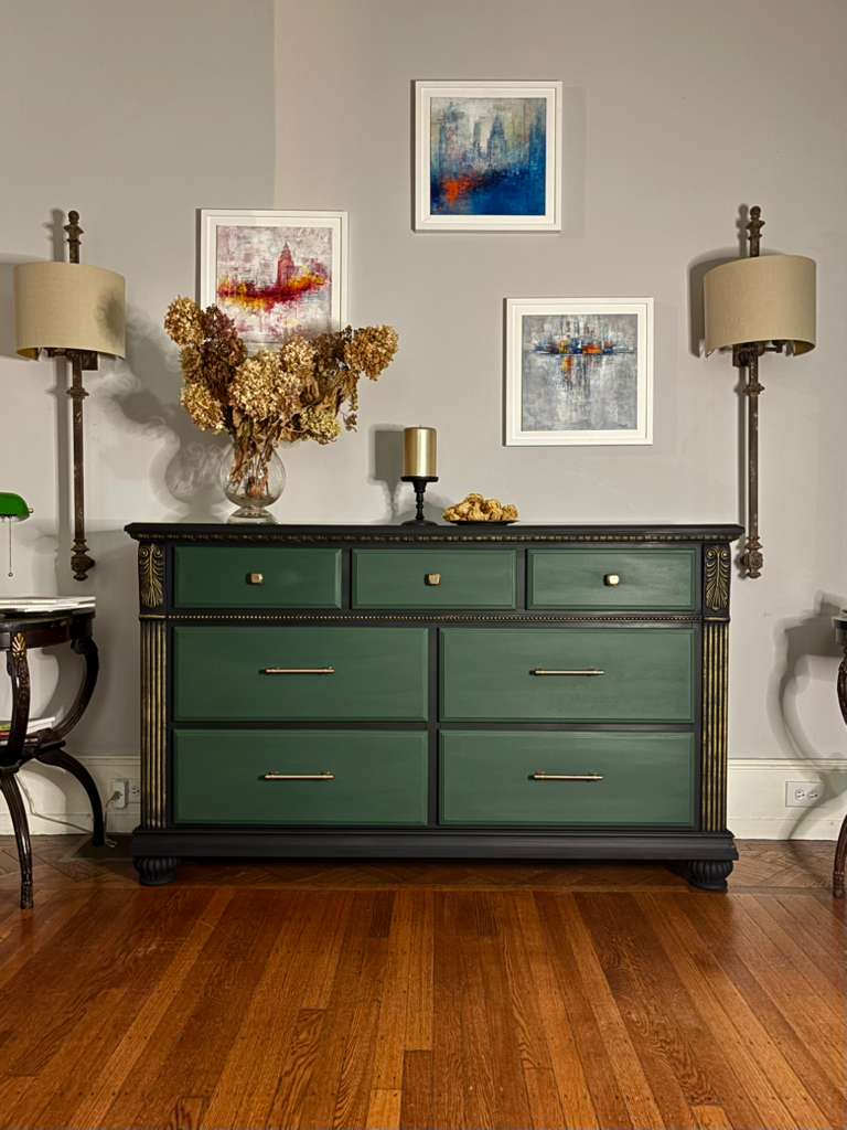 Solid Mahogany 7 Drawers Chest finished in emerald green and black with touches of gold.