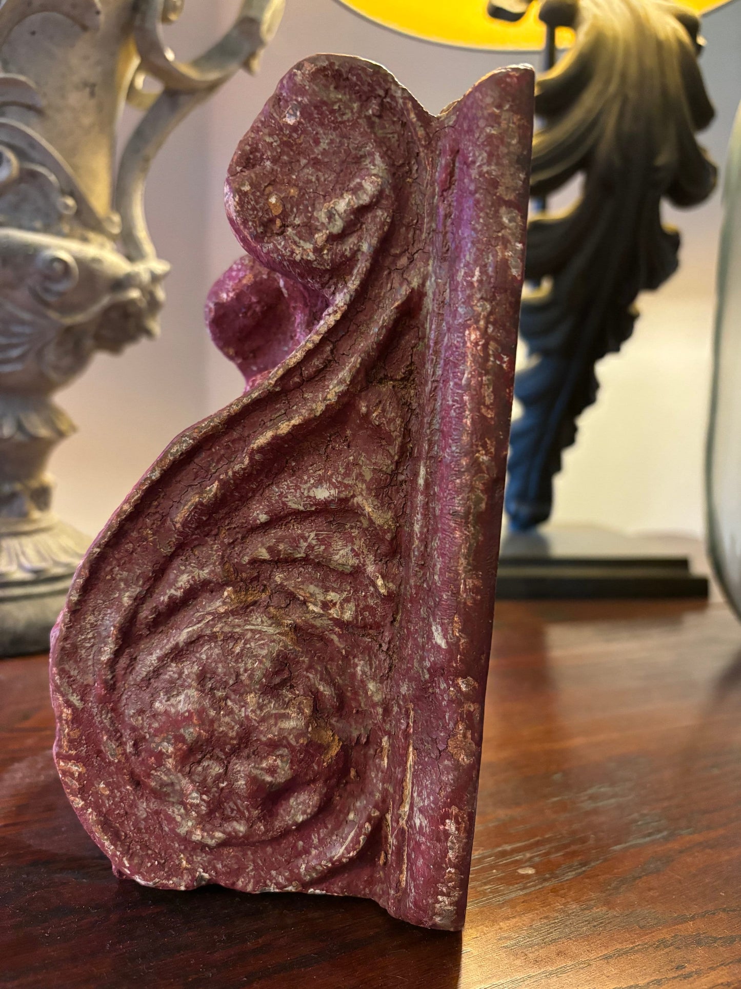 Wood Corbel Bookend, Distressed Patina Burgundy
